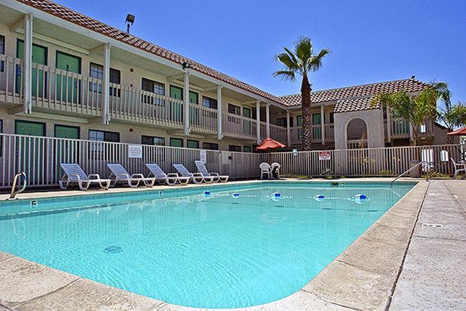 Vagabond Inn Buttonwillow North I-5 Екстер'єр фото