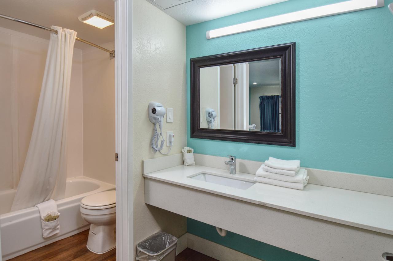 Vagabond Inn Buttonwillow North I-5 Екстер'єр фото