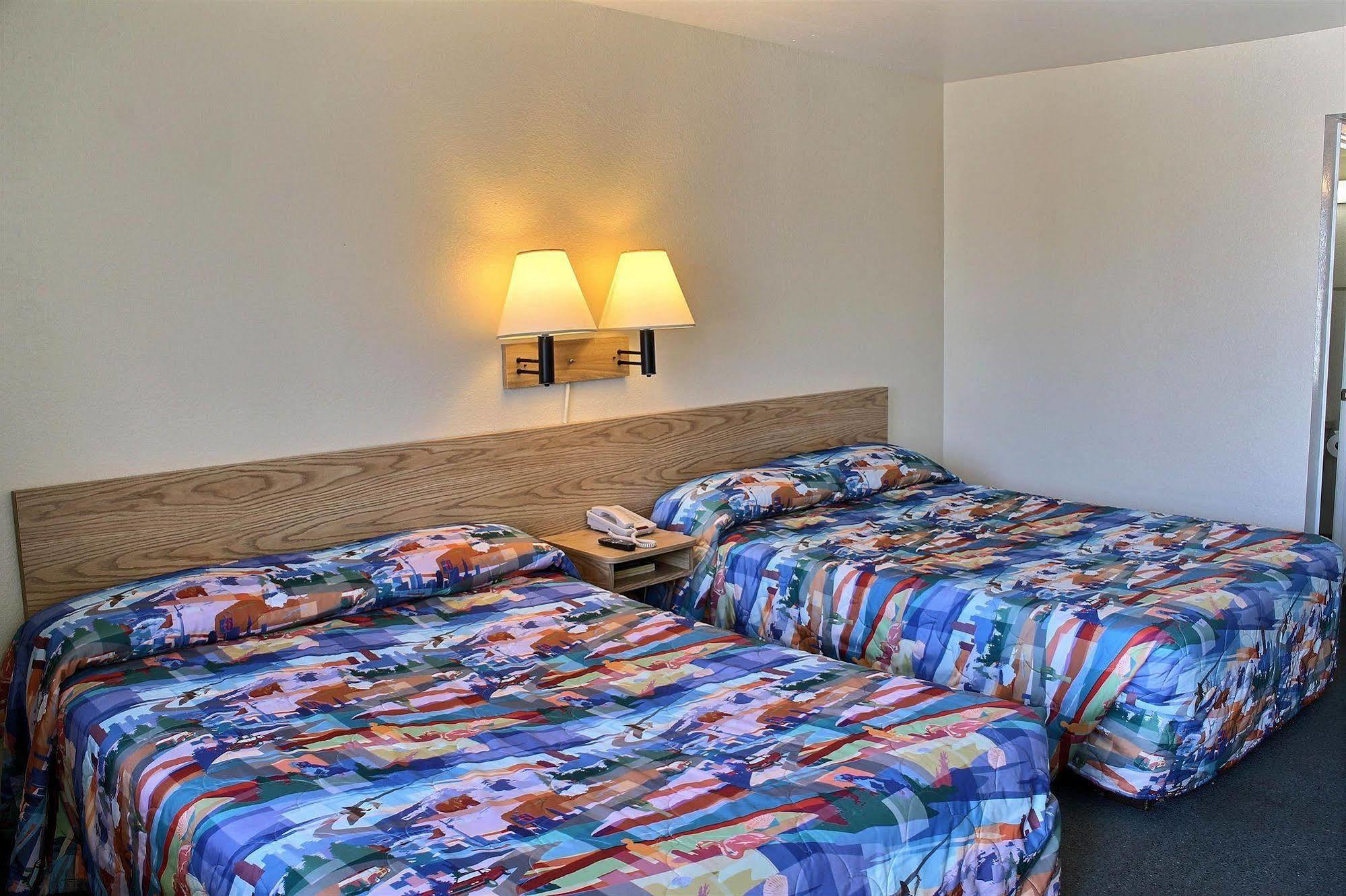 Vagabond Inn Buttonwillow North I-5 Екстер'єр фото