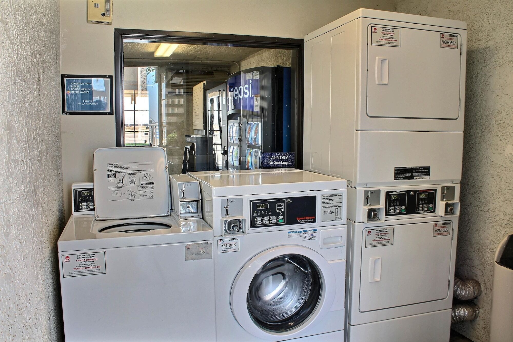 Vagabond Inn Buttonwillow North I-5 Екстер'єр фото
